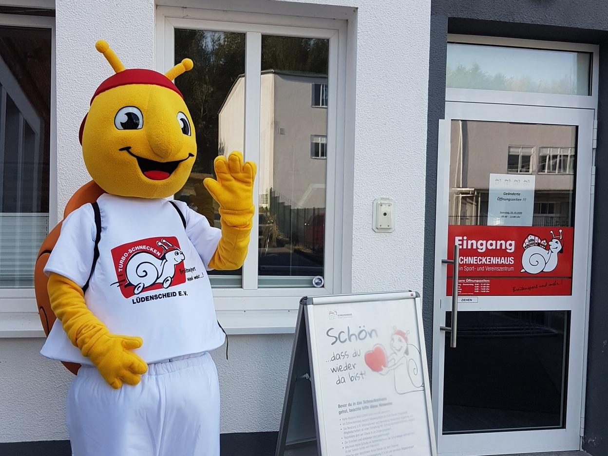 Das Turboschnecken Maskottchen Das Turboschnecken Maskottchen